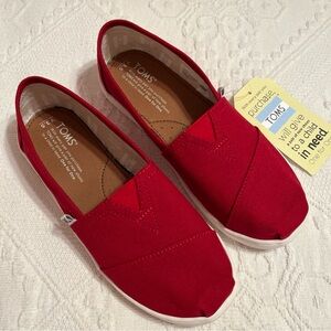 TOMS Vibrant Red Canvas Slip-Ons Flats Youth Size 3.5